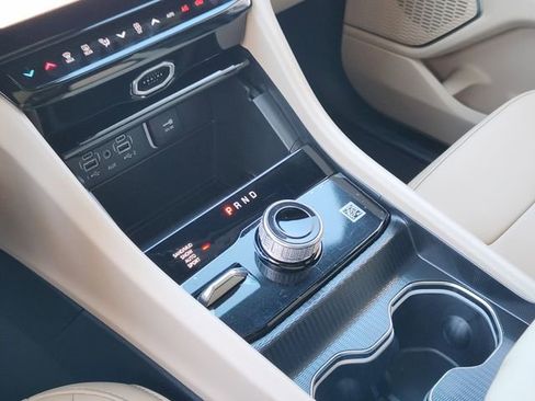 New 2026 Jeep Grand Cherokee Limited image 16