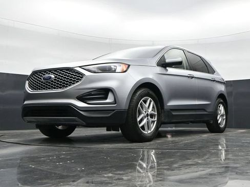 Used 2024 Ford Edge SEL AWD/4WD image 41