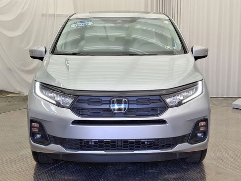 Used 2025 Honda Odyssey EX-L image 32