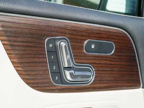 Used 2026 Mercedes-Benz GLB 250 image 26