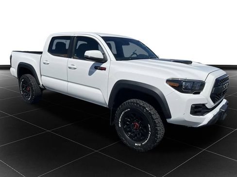 Used 2019 Toyota Tacoma TRD Pro AWD/4WD image 7
