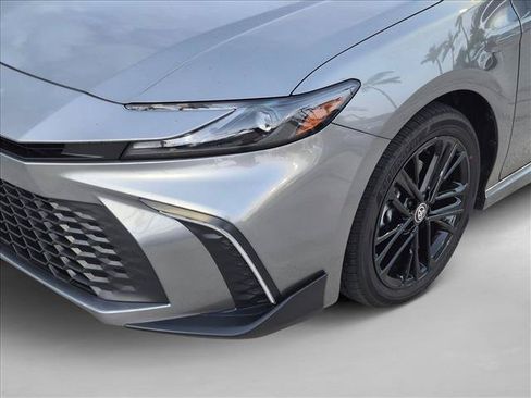 Used 2026 Toyota Camry SE w/ Convenience Package FWD image 10