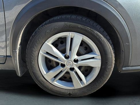 Used 2022 Nissan Kicks S FWD image 28
