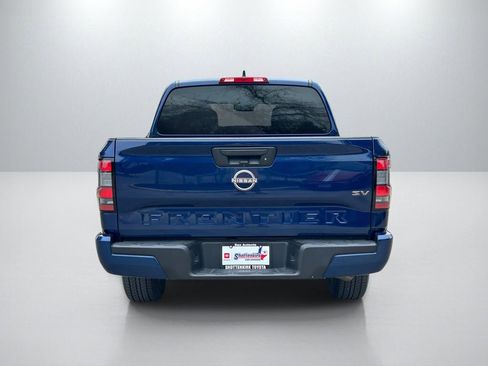 Used 2022 Nissan Frontier SV image 6