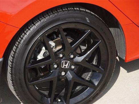 Used 2025 Honda Civic Sport image 10