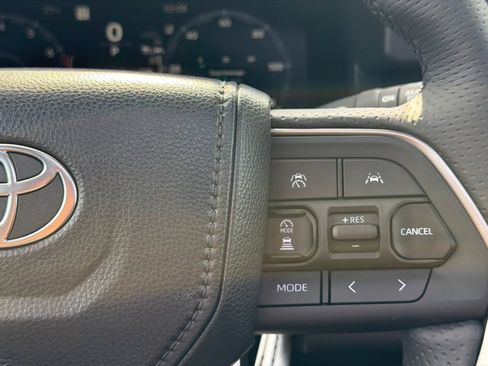 New 2026 Toyota 4Runner TRD Off-Road Premium AWD/4WD image 31