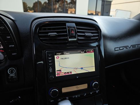 Used 2012 Chevrolet Corvette Coupe w/ 2LT Preferred Equipment Group image 26