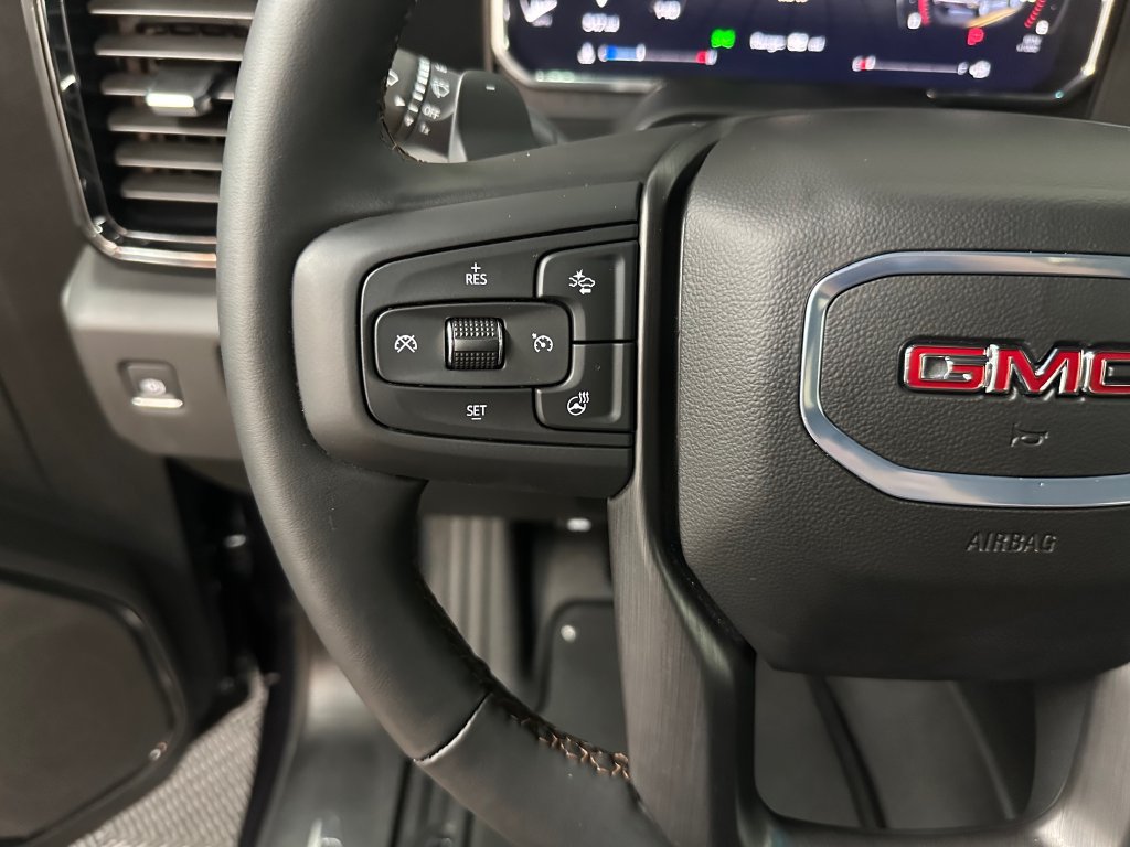 Used 2026 GMC Sierra 1500 AT4 w/ Technology Package AWD/4WD image 15