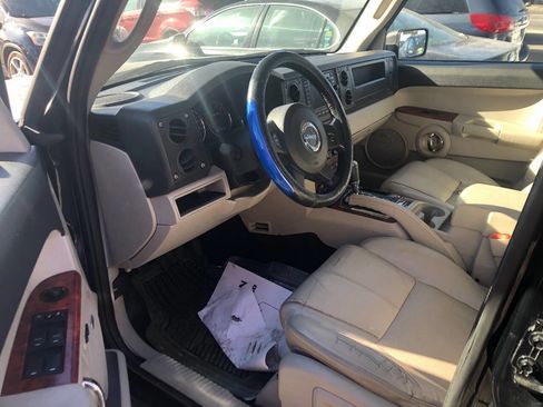 Used 2007 Jeep Commander Limited image 2