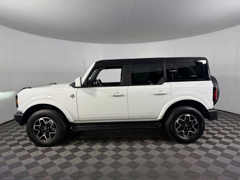 Used 2025 Ford Bronco Outer Banks AWD/4WD image 10
