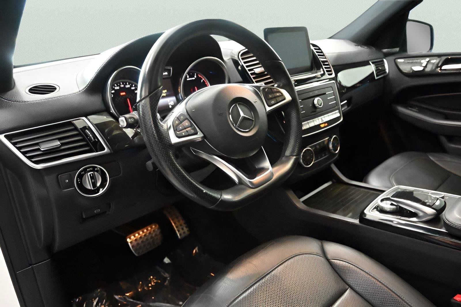 Used 2018 Mercedes-Benz GLE 43 AMG 4MATIC image 10