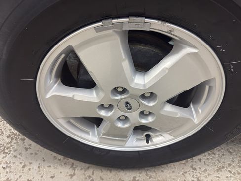 Used 2009 Ford Escape XLT AWD/4WD image 32