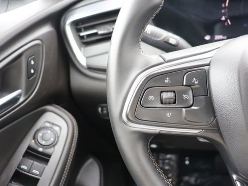 Used 2025 Buick Encore GX Preferred FWD image 19