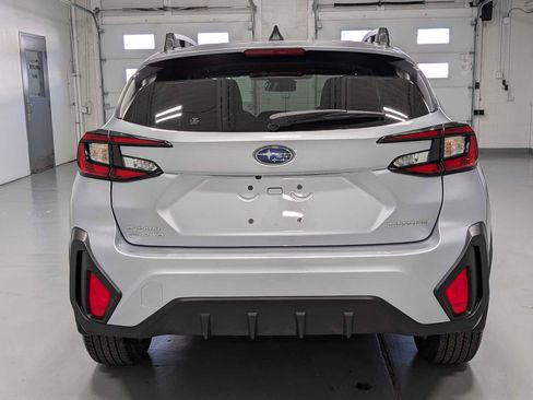 Used 2024 Subaru Crosstrek 2.0i Premium AWD/4WD image 9