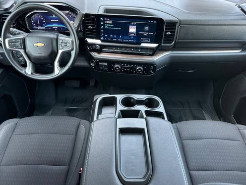 Used 2024 Chevrolet Silverado 1500 LT w/ Convenience Package II RWD image 16