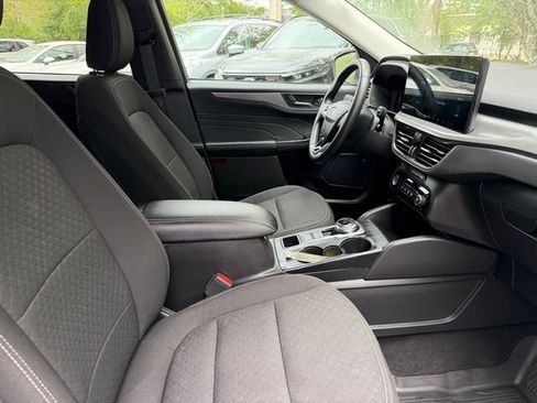 Used 2024 Ford Escape Active w/ Tech Pack #1 FWD image 9
