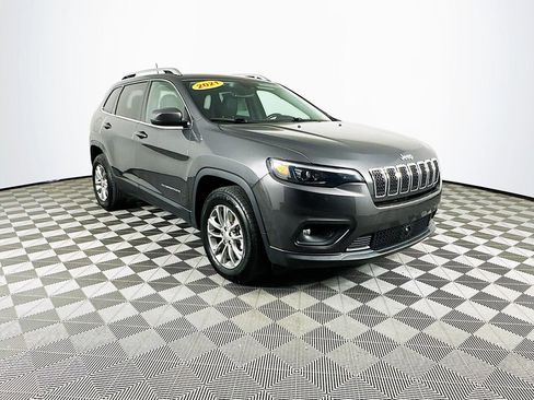 Certified 2021 Jeep Cherokee Latitude Lux w/ Comfort/Convenience Group image 2