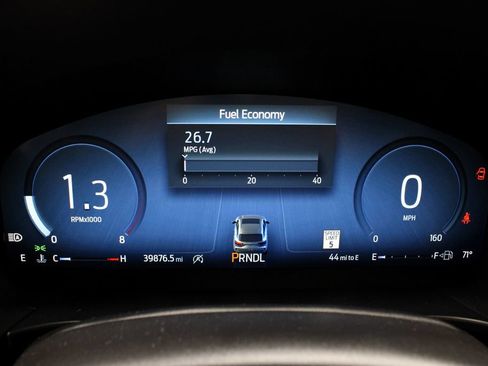 Certified 2024 Ford Escape Platinum AWD/4WD image 30
