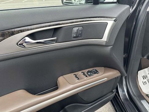 Used 2013 Lincoln MKZ image 14