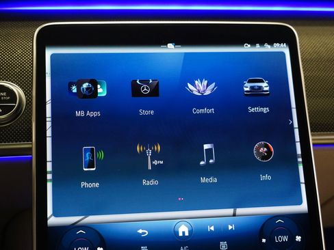 Certified 2023 Mercedes-Benz S 580 4MATIC Sedan image 23