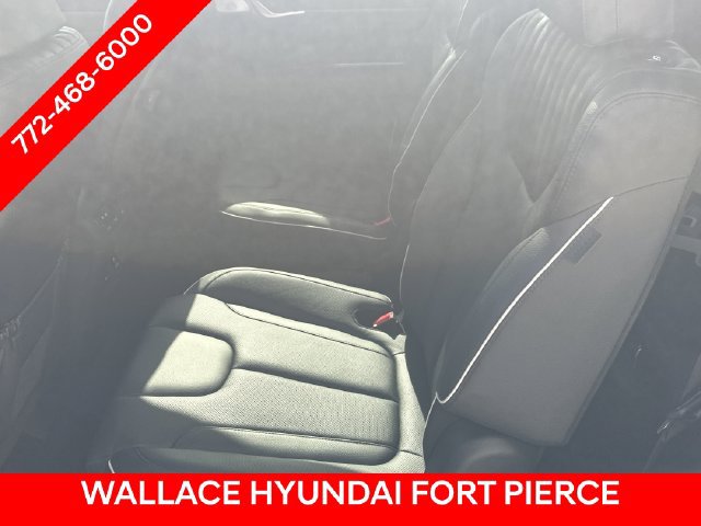 Used 2024 Hyundai Palisade Limited AWD/4WD image 13