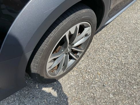 Used 2017 Audi A4 2.0T allroad Premium w/ Convenience Package image 12