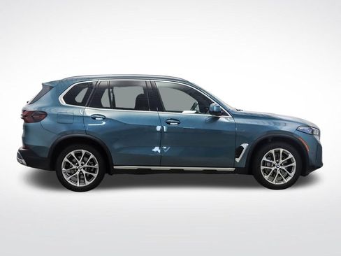 Used 2024 BMW X5 xDrive40i w/ Premium Package AWD/4WD image 6