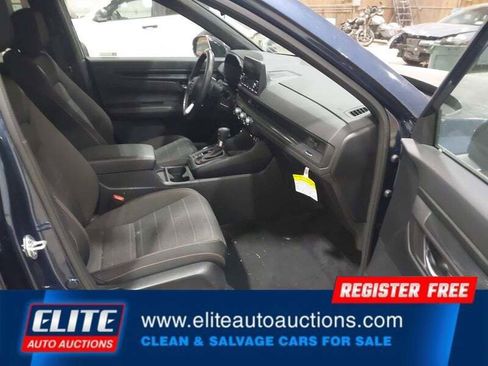 Used 2025 Honda CR-V Sport image 9