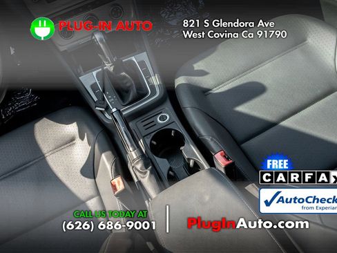 Used 2015 Volkswagen Golf S image 15