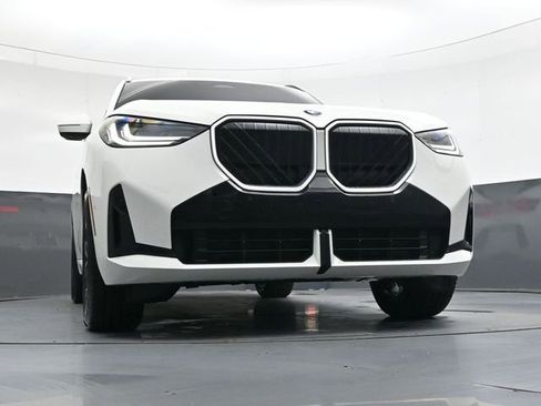 Used 2026 BMW X3 xDrive30 w/ M Sport Package image 38