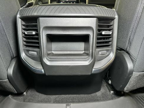 Used 2025 RAM 1500 Big Horn AWD/4WD image 28