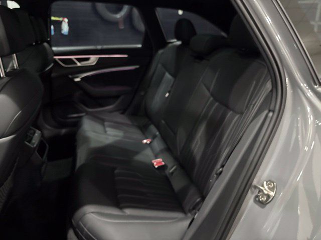 Used 2025 Audi RS 6 performance AWD/4WD image 16