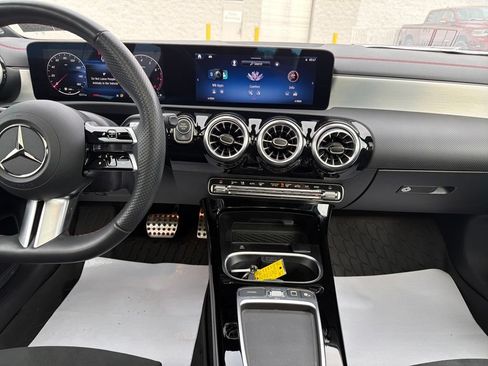 Certified 2025 Mercedes-Benz CLA 250 4MATIC image 19