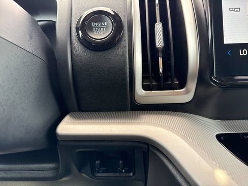 Used 2025 Ford Expedition Active RWD image 27