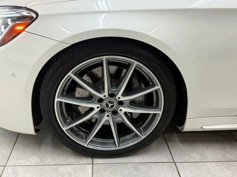 Used 2019 Mercedes-Benz S 560 Sedan image 38