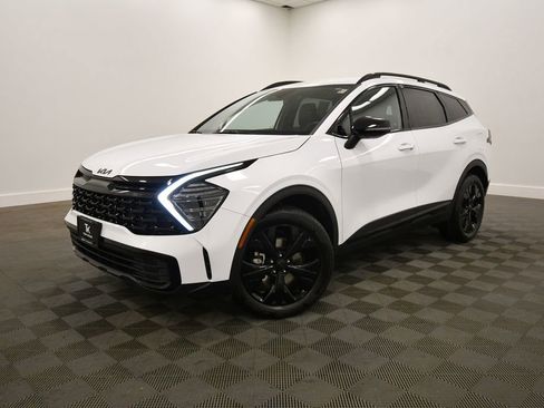 Certified 2025 Kia Sportage X-Line AWD/4WD image 2