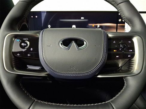 Certified 2026 INFINITI QX80 4WD w/ Sport Exterior Package image 19