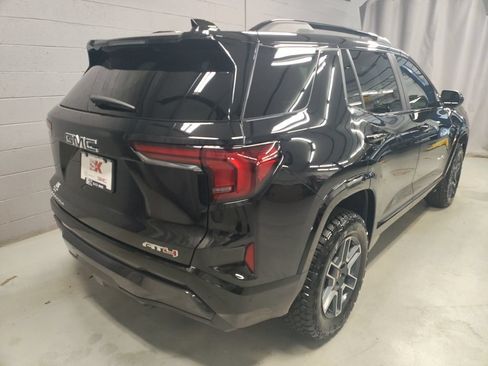 Used 2026 GMC Terrain AT4 AWD/4WD image 2