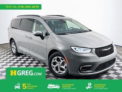 Used 2023 Chrysler Pacifica Limited