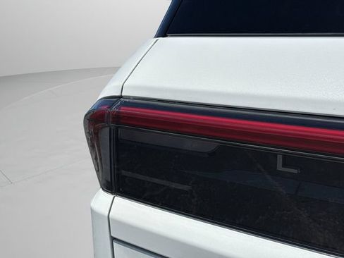 New 2026 Lincoln Navigator Reserve AWD/4WD image 44