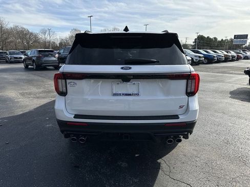 New 2025 Ford Explorer ST image 4