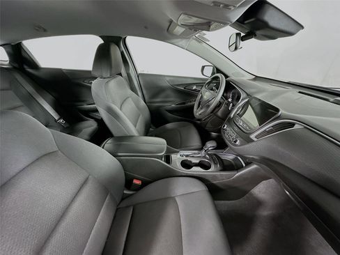 Used 2025 Chevrolet Malibu LT image 27
