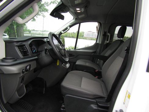 Used 2024 Ford Transit 350 XLT RWD image 11
