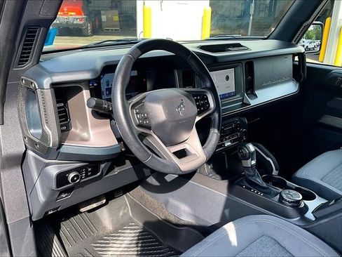 Used 2023 Ford Bronco Outer Banks AWD/4WD image 14