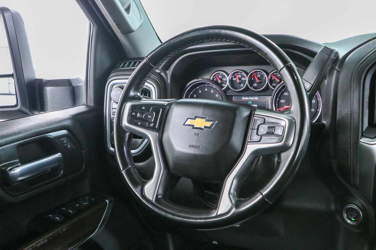 Used 2023 Chevrolet Silverado 2500 LT w/ Convenience Package AWD/4WD image 13