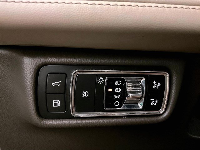 Used 2021 Lincoln Aviator Grand Touring w/ Equipment Group 301A AWD/4WD image 31