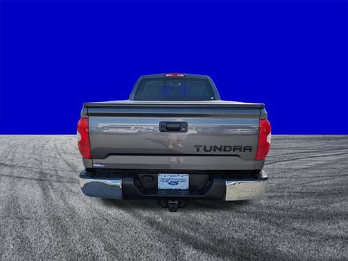 Used 2016 Toyota Tundra SR5 w/ SR5 Upgrade Package RWD image 5