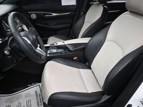 Used 2025 INFINITI QX55 Essential AWD/4WD image 28