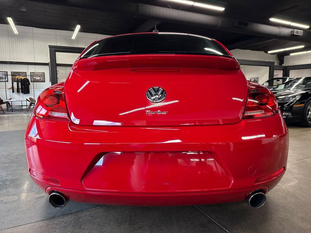 Used 2012 Volkswagen Beetle 2.0T FWD image 8