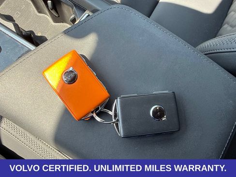 Certified 2026 Volvo XC60 B5 Plus AWD/4WD image 27